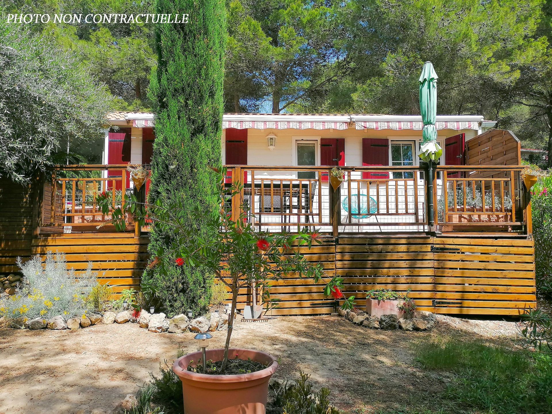 résidentiel la Pinède - Mobil home - Charleston PREMIUM -2 chambres 40m²- *Clim, terrasse, TV*