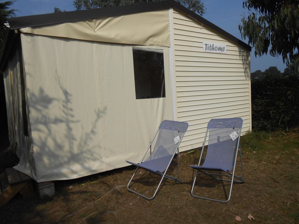 Le Panoramic - Tente meublée - Tente en toile et en bois 5 personnes - TITHOME 25m² 2 chambres - PAS DE WC ET SALLE DE BAIN