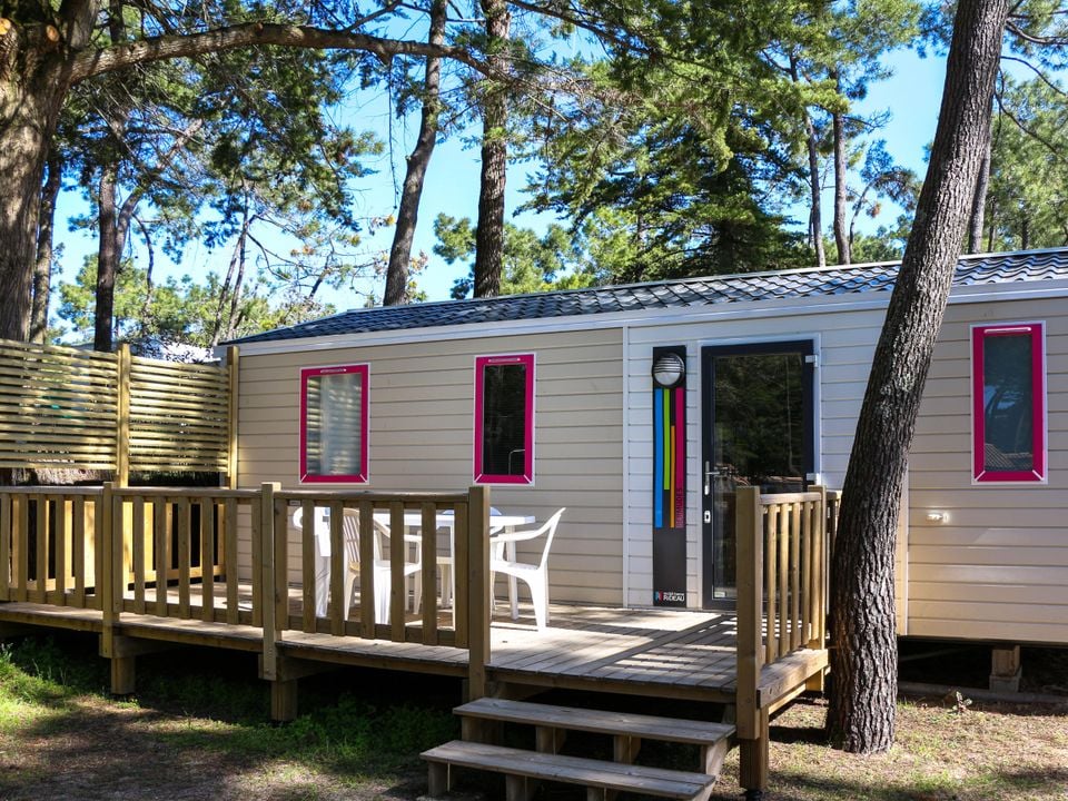 La Conge - Mobil home - Mobilhome 6 personnes - BERMUDES 31.50m² - 3 chambres - 6 personnes, avec terrasse bois