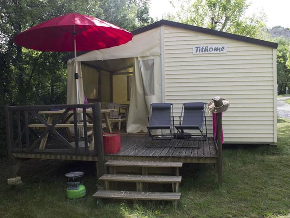 Saint Amand - Mobil home - Mobilhome 4 personnes - Tithome Standard 21m² (sans sanitaires) + terrasse 10m²