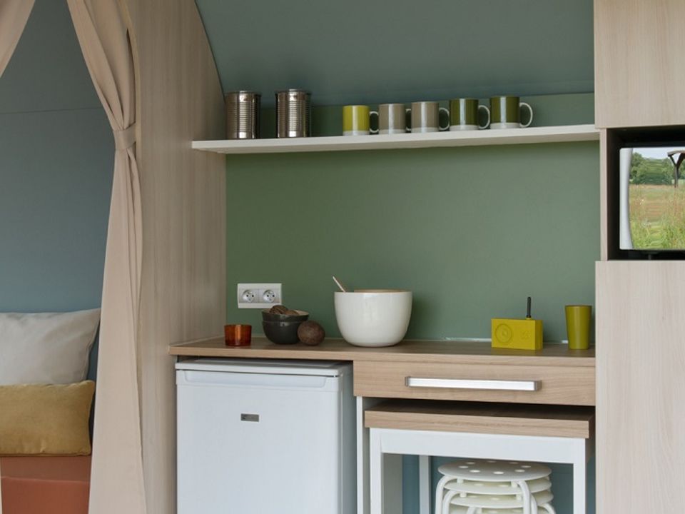 Les Plans - Tente meublée - Tente en toile et en bois 4 personnes - Tente Aménagée "Coco" 2 Chambres