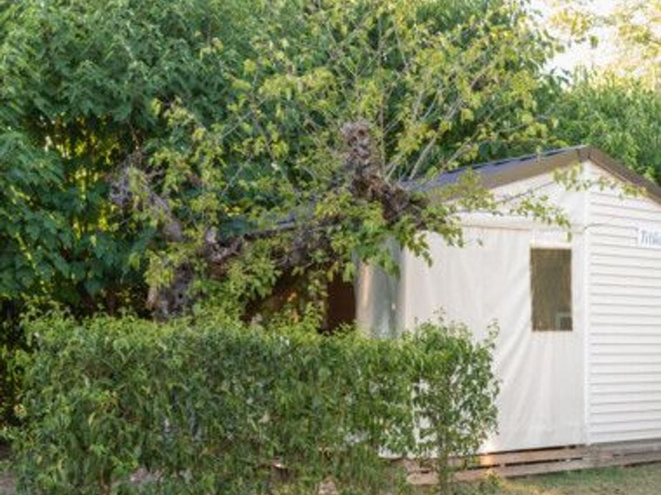 Le Coin Charmant - Mobil home - Tente en toile et en bois 5 personnes - Atypique Tithome