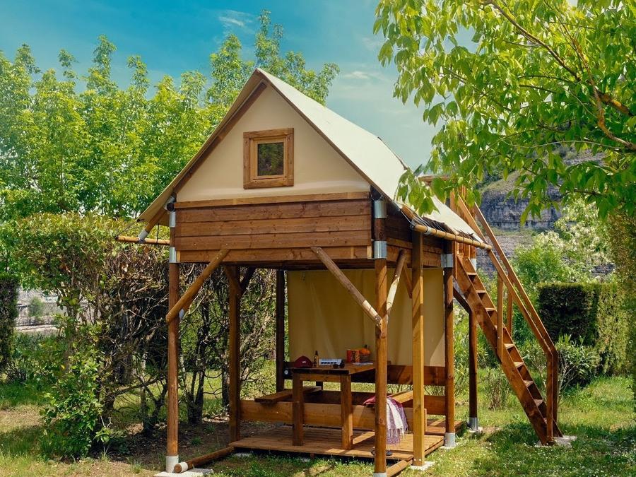 Le Riviera - Mobil home - Hébergement 2 personnes - Tente bivouac plus + terrasse et frigo