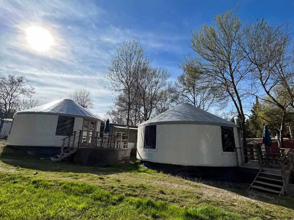 le Pré Saint André - Mobil home - Hébergement 8 personnes - YOURTE CLIMATISÉE 6/8 Pers