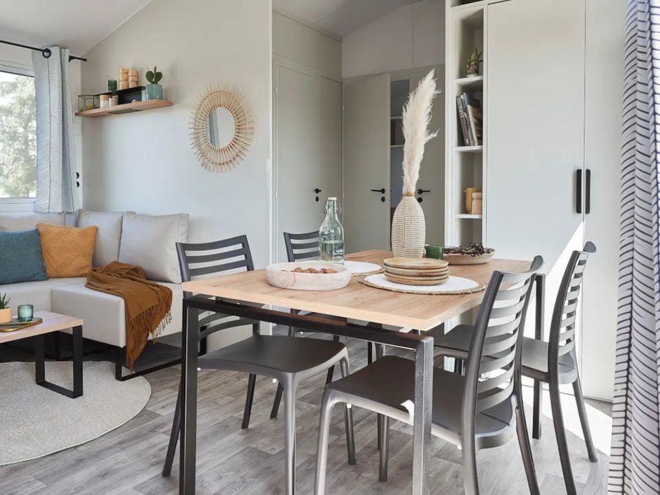 La Corniche - Mobil home - Mobilhome 6 personnes - NEW 2023// Mobil-Home Premium 40m² 3 chambres + 2 SDB + terrasse couverte + LV + TV