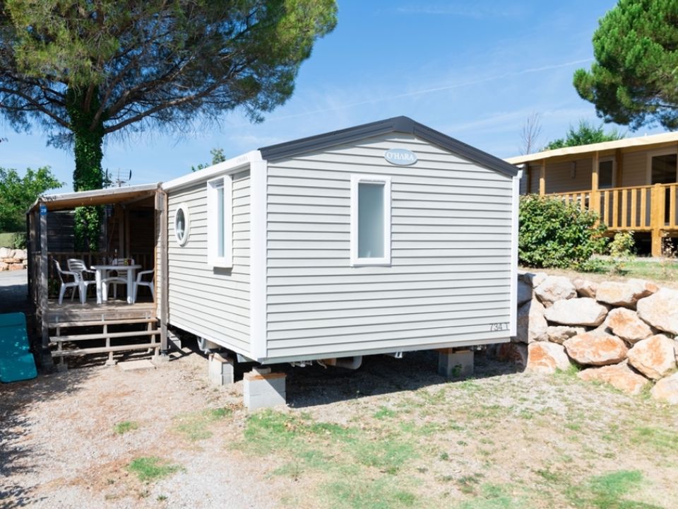 Provence Vallée - Mobil home - Mobilhome 4 personnes - Loggia Confort 24 m² 2 chambres + terrasse couverte + TV