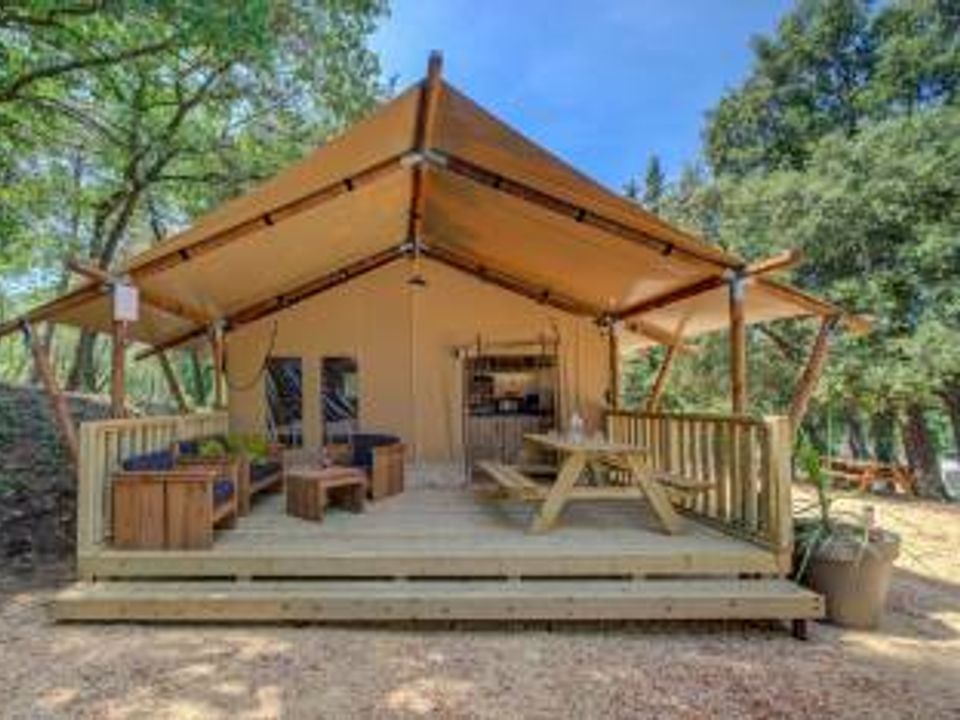 La Pinède en Provence - Tente meublée - Tente en toile et en bois 4 personnes - Lodge Prémium 4 personnes