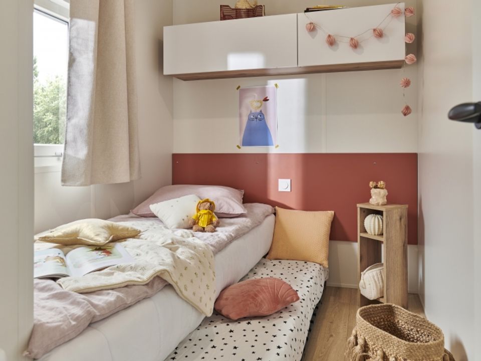 Le Lac de la Thesauque - Mobil home - Mobilhome 4 personnes - Mobil-home riviera Confort 25m² - 2 chambres + Climatisation + TV + terrasse couverte