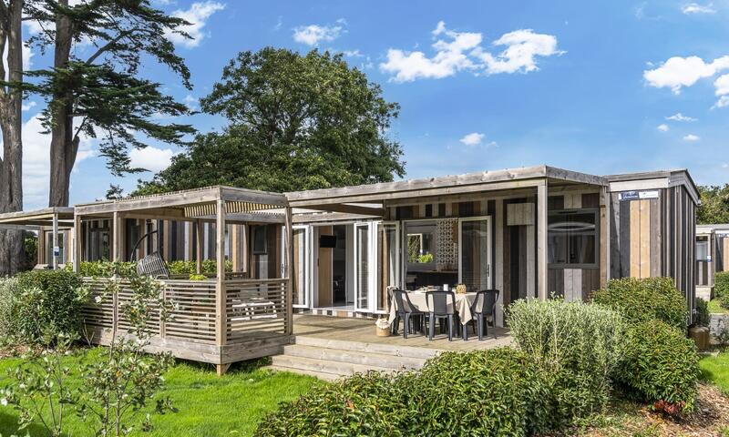 Le Village Perrosien - Cabane - Cabane Premium 4 Pièces 6 Personnes Climatisée + TV