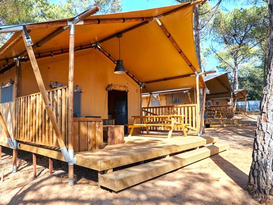 Mas Patoxas - Tente meublée - Tente en toile et en bois 5 personnes - GLAMPING TRAMUNTANA