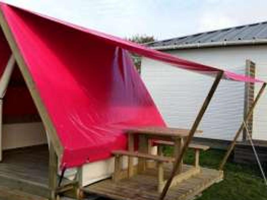 Camping des Dunes - Tente meublée - Tente 2 personnes - Randonneur - 6m² - 1 chambre