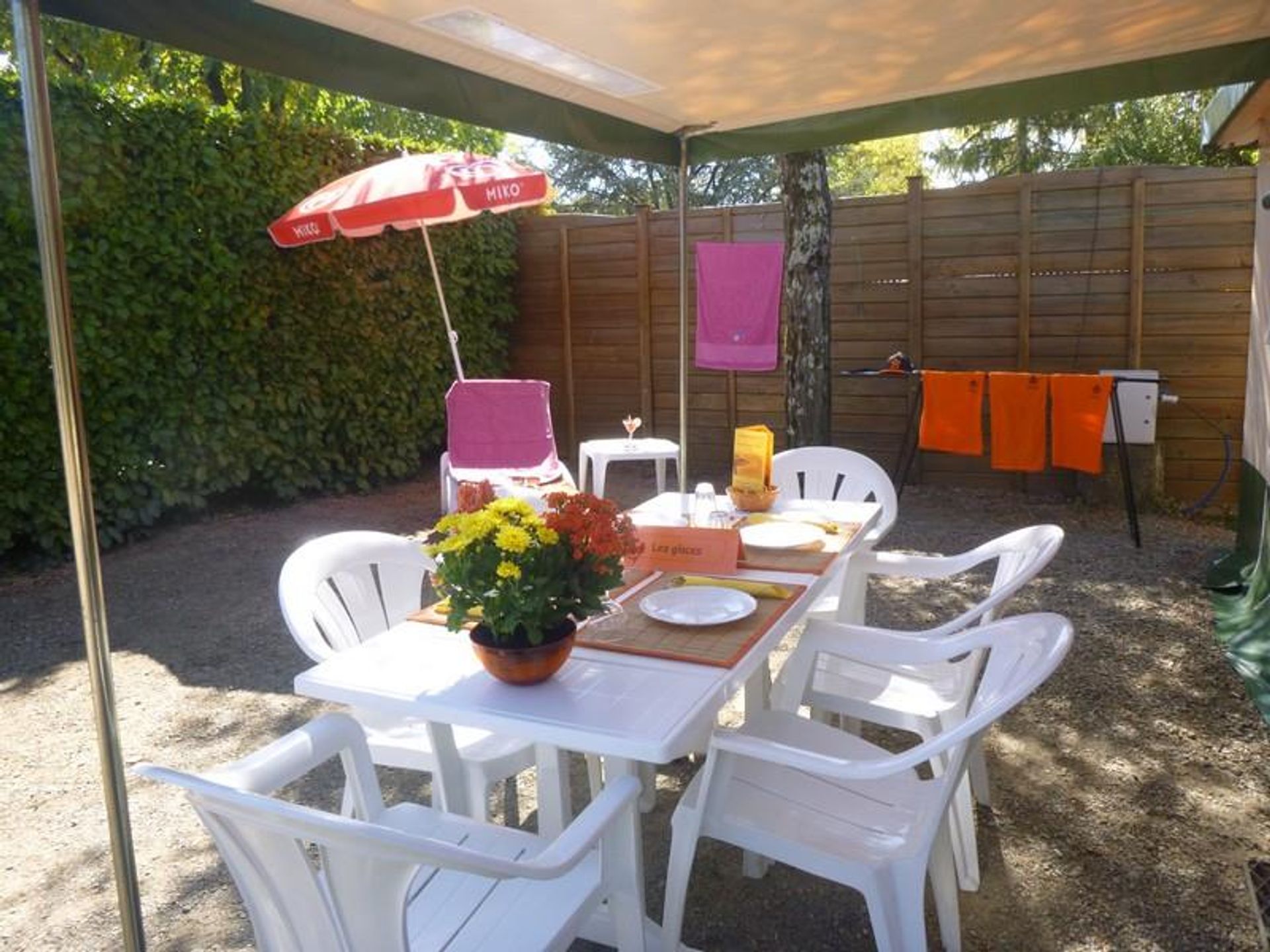 Les Paillotes - Tente meublée - Bengali Toilé 25m² Standard (2ch - 5pers.) (sans sanitaires)