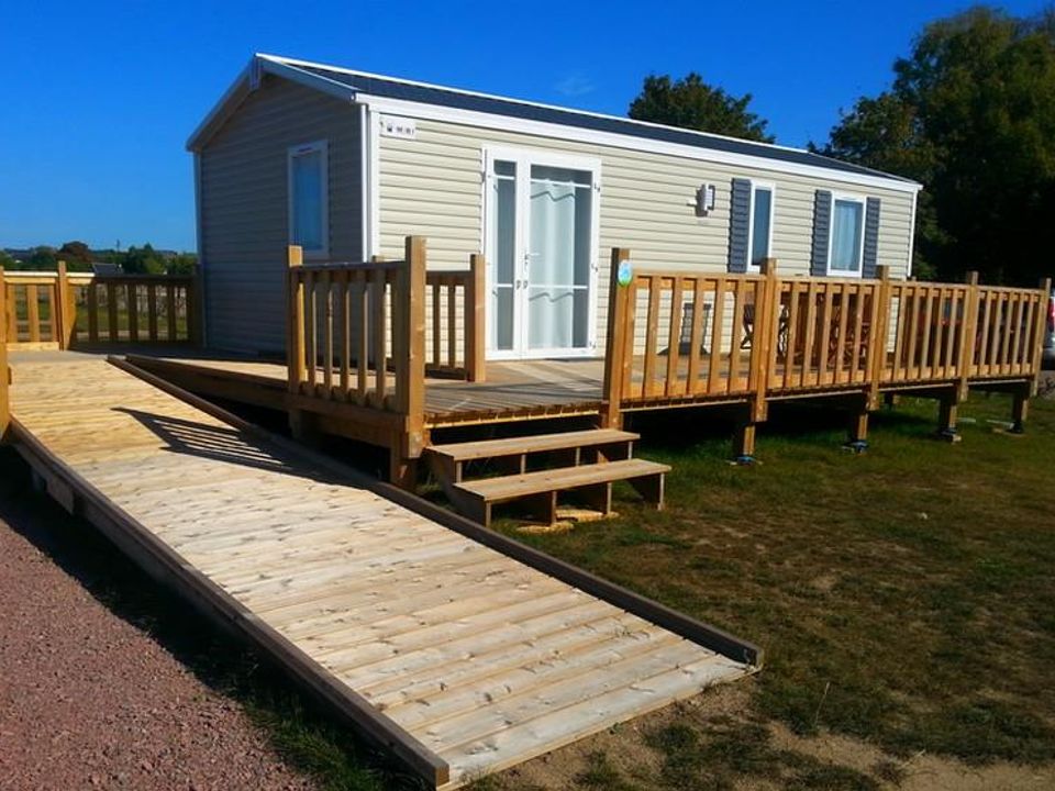 Loire et Châteaux - Mobil home - Mobilhome 4 personnes - Standard 30m² (2 chambres) - adapté pour personnes à mobilité réduite