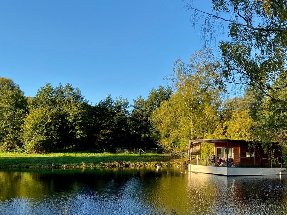 Le Lieu Dieu - Mobil home - Hébergement 2 personnes - CABANE SUR L'EAU