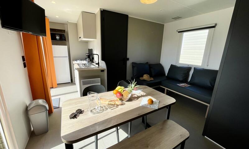 Camping du Val - Mobil home - Mobil-home Privilège 4 Pièces 6 Personnes + TV
