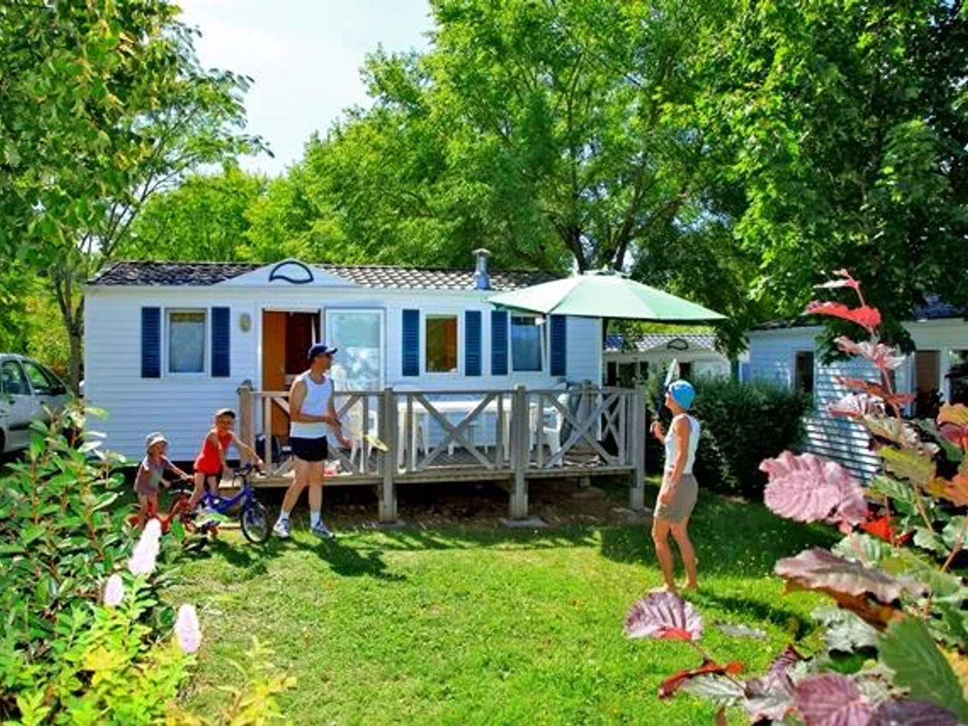 Les Granges - Mobil home - OPHEA 28m² + terrasse (5ème personne sur banquette, ne se déplie pas)