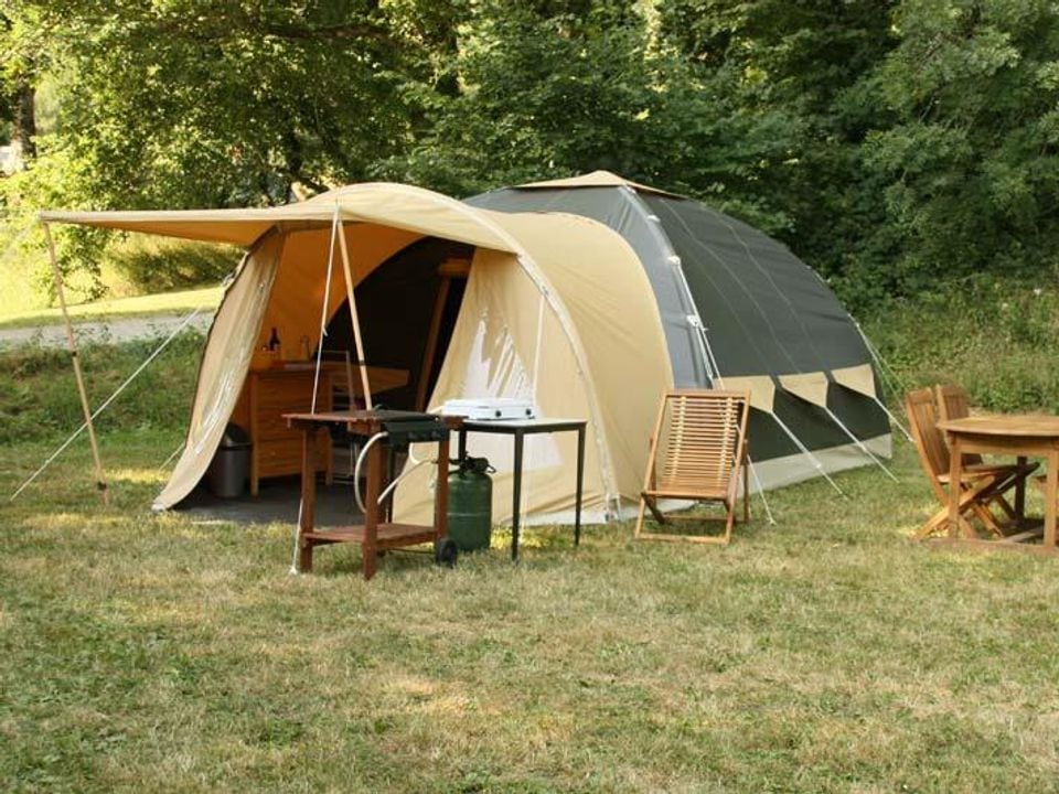 Goudal - Emplacement - Tente 4 personnes - Karsten, sans sanitaires