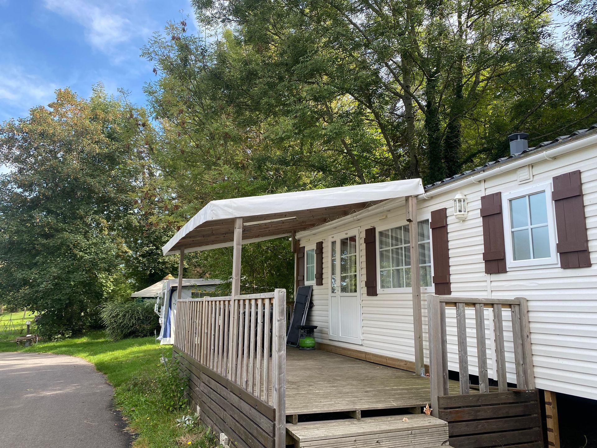 Le Grand Cerf - Mobil home - Premium avec lave-vaisselle, clim et TV