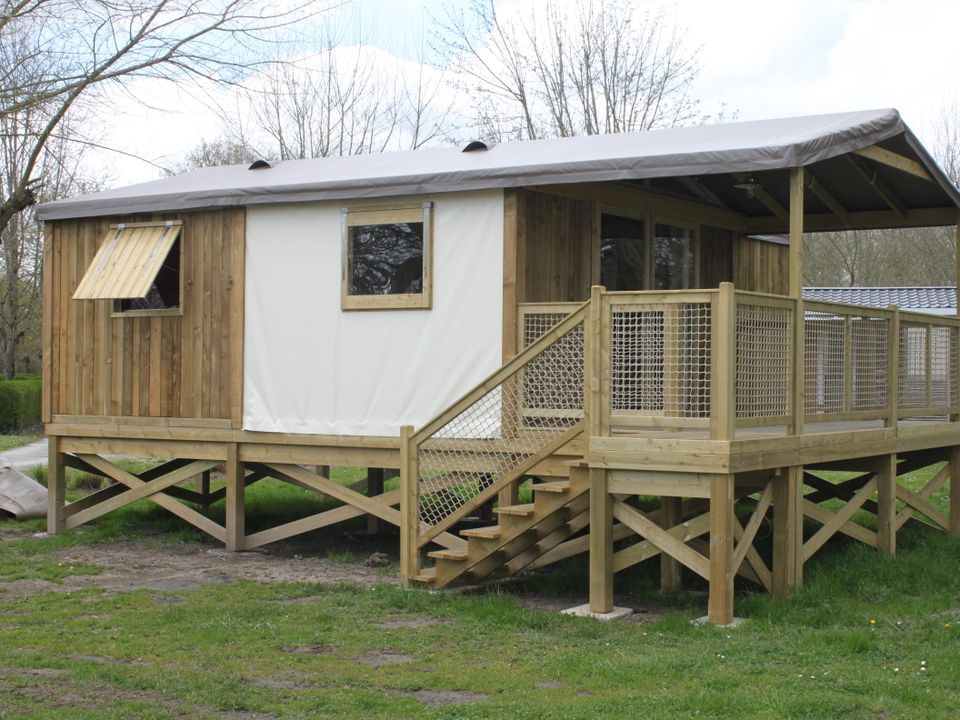 Port de Caroline - Tente meublée - Tente en toile et en bois 4 personnes - Lodge Cosyflower LUXE PREMIUM