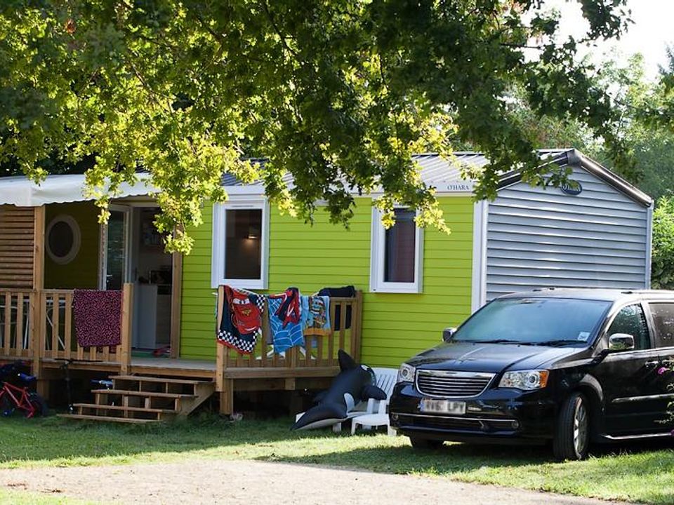 Peyrelevade - Mobil home - Mobilhome 6 personnes - Mobil-home Le Platane (3 chambres) + grande terrasse + TV