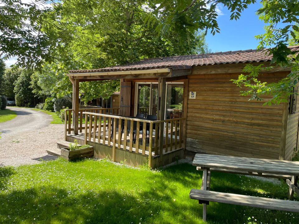 Saint-Martin - Châlet - Chalet 6 personnes - Chalet Bois Confort 31m² - 2 chambres - Terrasse couverte - TV - climatisation