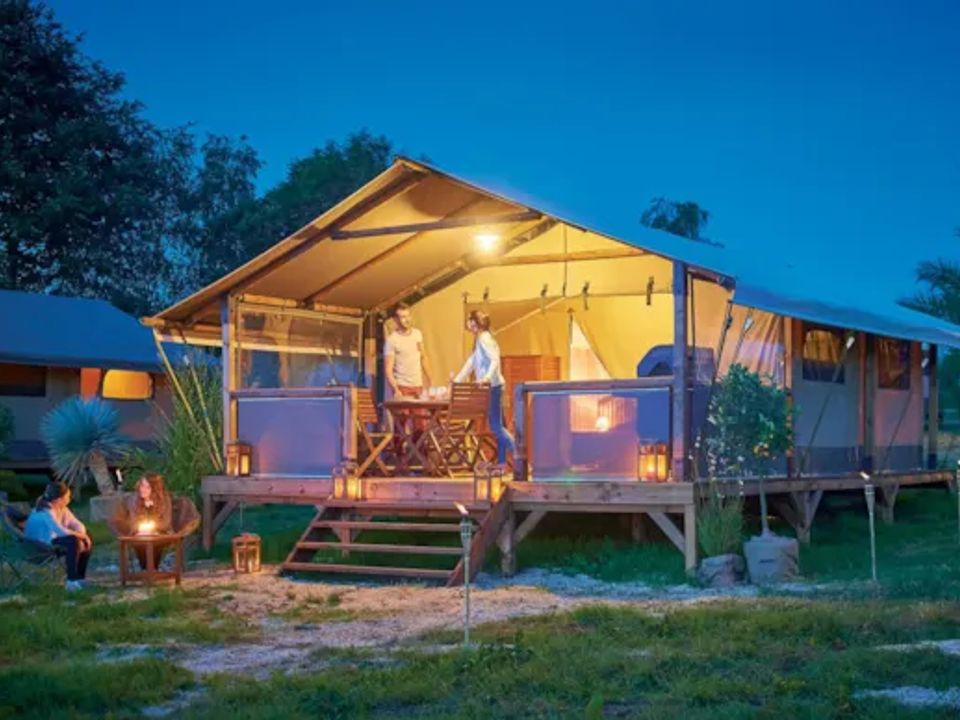 Aramis - Mobil home - Tente en toile et en bois 6 personnes - Lodge Luxe 4 Pièces