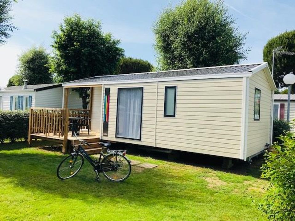 Le Kerabus - Mobil home - Mobilhome 4 personnes - Mobil-Home 28 à 30 m² - 2 chambres - terrasse semi-couverte ou couverte - TV