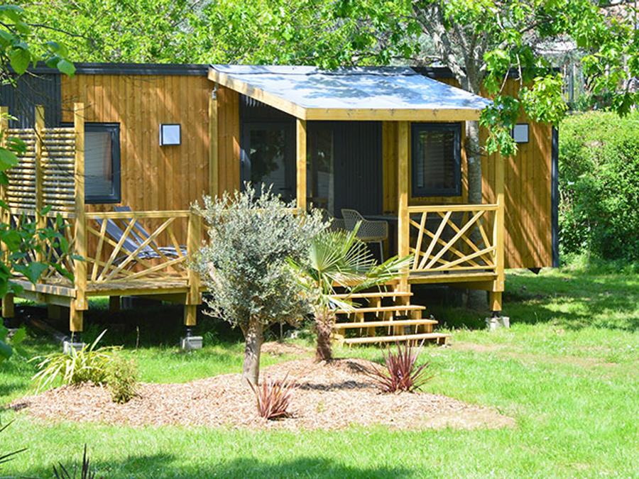 Peyrelevade - Mobil home - Mobilhome 4 personnes - Mobil home"Olivier" (2023) Dimanche, 2 chambres 2salles de bain, grand salon (tv), terrasse