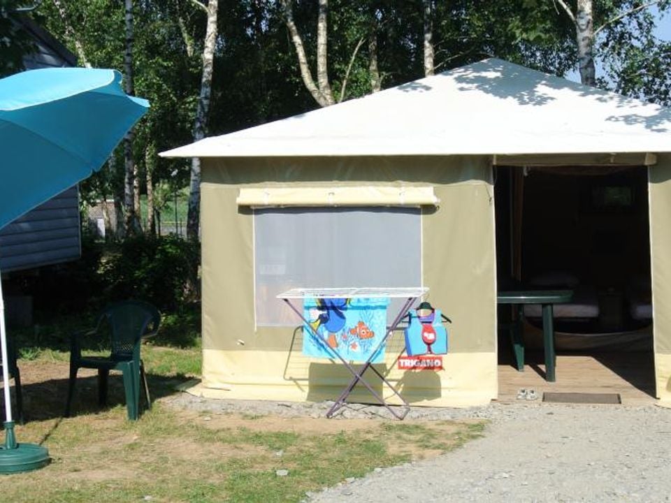 Les Peupliers - Mobil home - Tente en toile et en bois 4 personnes - Tente équipée (sans sanitaires ni chauffage)