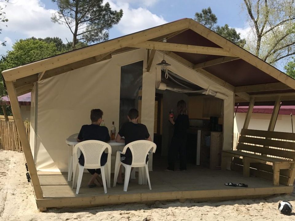 Tastesoule - Tente meublée - Tente 4 personnes - Nature Confort 2 chambres 30M2