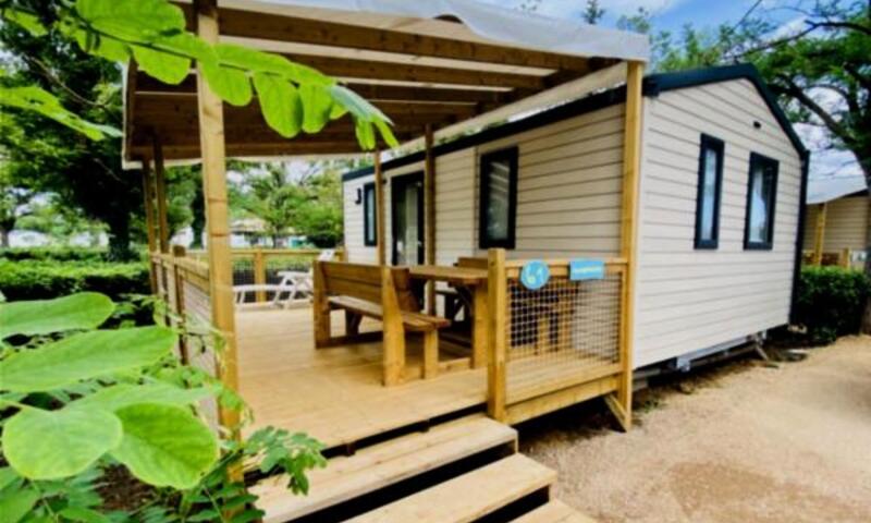 Les Rives de l'Hérault - Mobil home - Mobil Home Confort 2 chambres 4 personnes, terrasse couverte, TV, Clim, LV, 23 m² (2022)