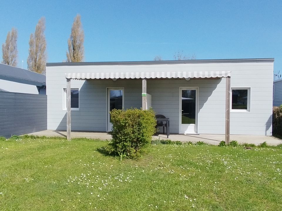 Camping de la Baie - Châlet - Chalet 2 personnes - Chalet Privilége 1 ch. - Terrasse couverte - 25 m2