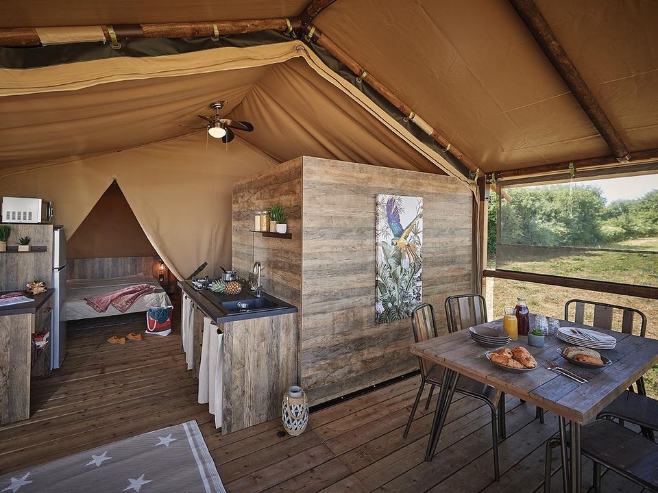 La Cigaline - Tente meublée - Tente 5 personnes - Tente kenya