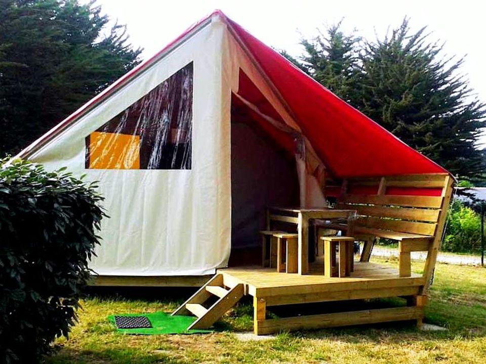 Slow Village Belle-Île-en-Mer - Tente meublée - Tente 5 personnes - Eco Lodges SANS SANITAIRE