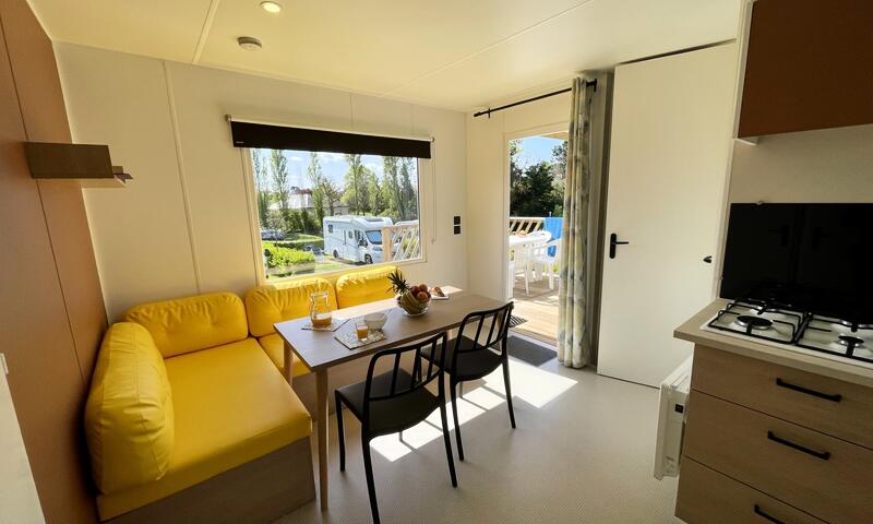Camping du Val - Mobil home - Mobil-home Confort 3 Pièces 4 Personnes + TV