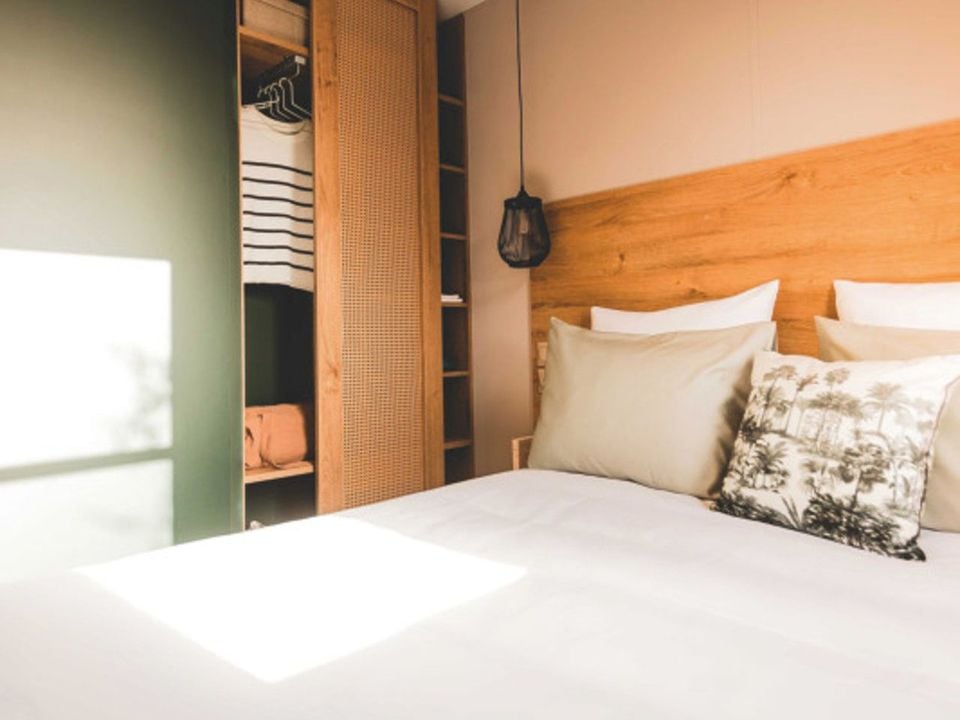 Le Bois Verdon - Mobil home - Mobilhome 6 personnes - PREMIUM "TERRE et FORET" - 35m² - 3 chambres - terrasse couverte 23M²-Nouveauté 2024