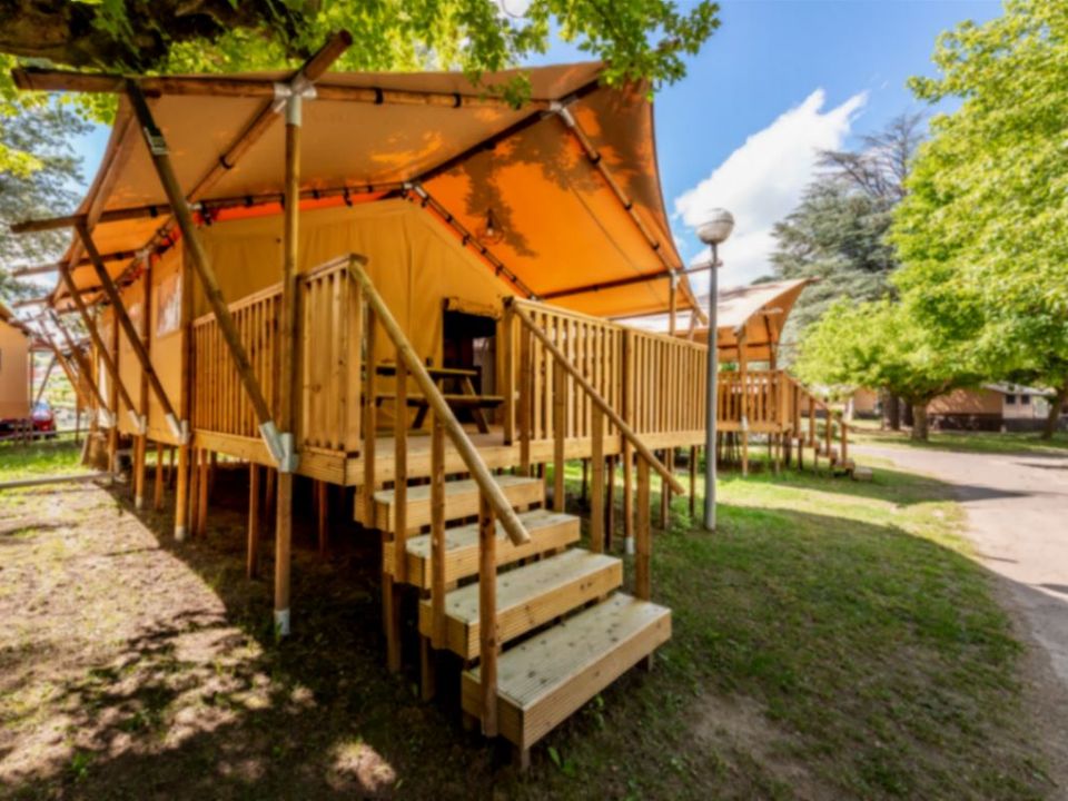 Millau - Tente meublée - Tente en toile et en bois 5 personnes - Lodge Luxe 2 chambres