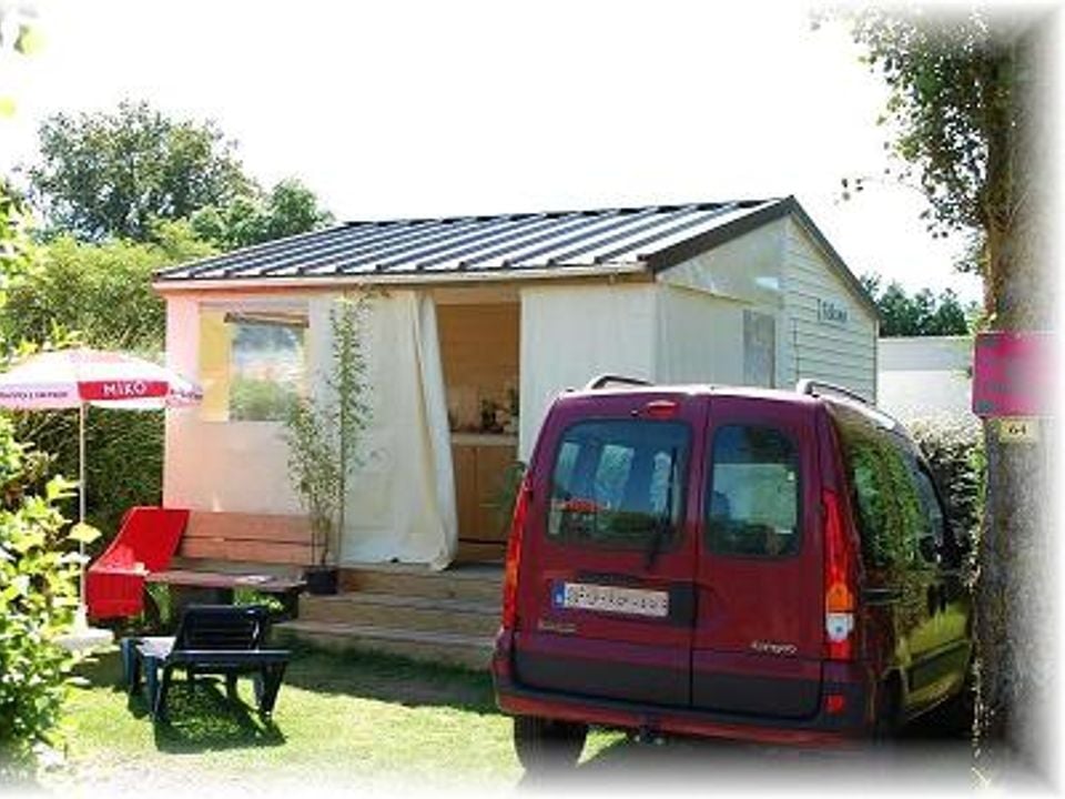 Le Golf - Bungalow - Bungalow toilé 4 personnes - BEURDY 20 - sans sanitaires 21 m²