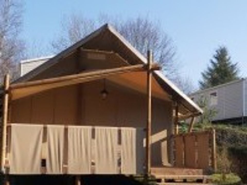Les Cerisiers - Mobil home - Tente en toile et en bois 5 personnes - Jungle Lodge