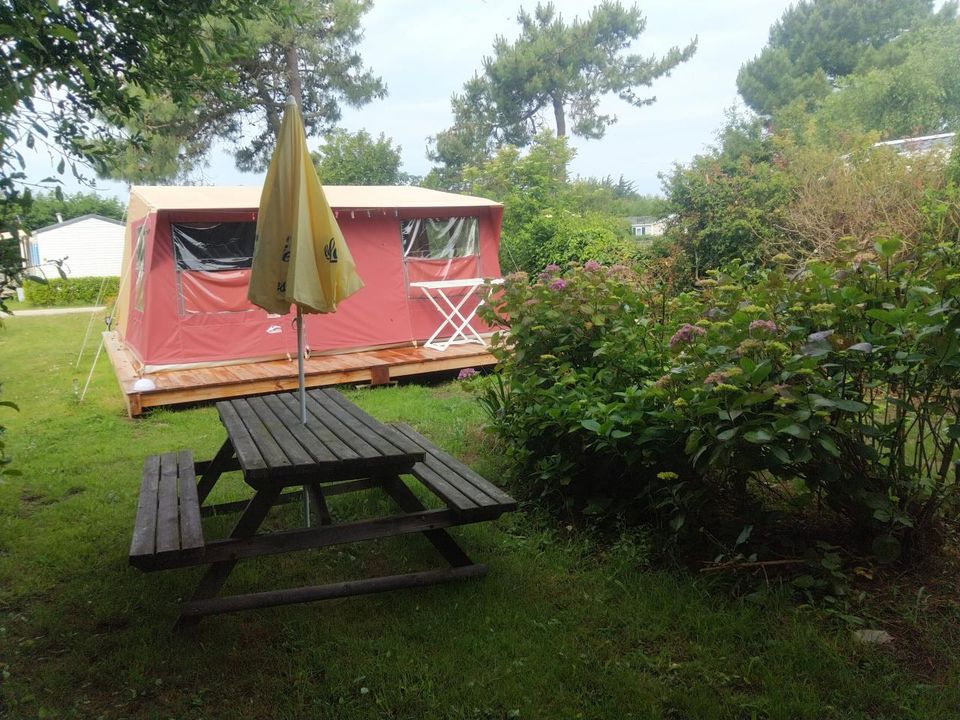 La Plage - Tente meublée - Tente 4 personnes - Espace (sans sanitaires)