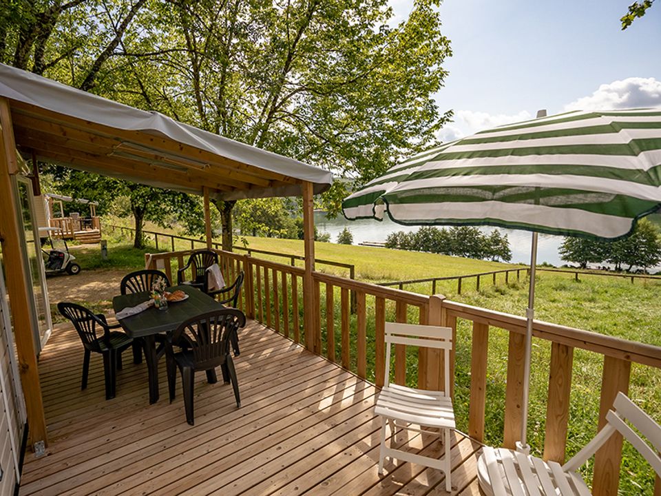 Camping du Lac du Causse - Mobil home - Mobilhome 4 personnes - Confort 29m² (2 chambres)-vue sur le lac