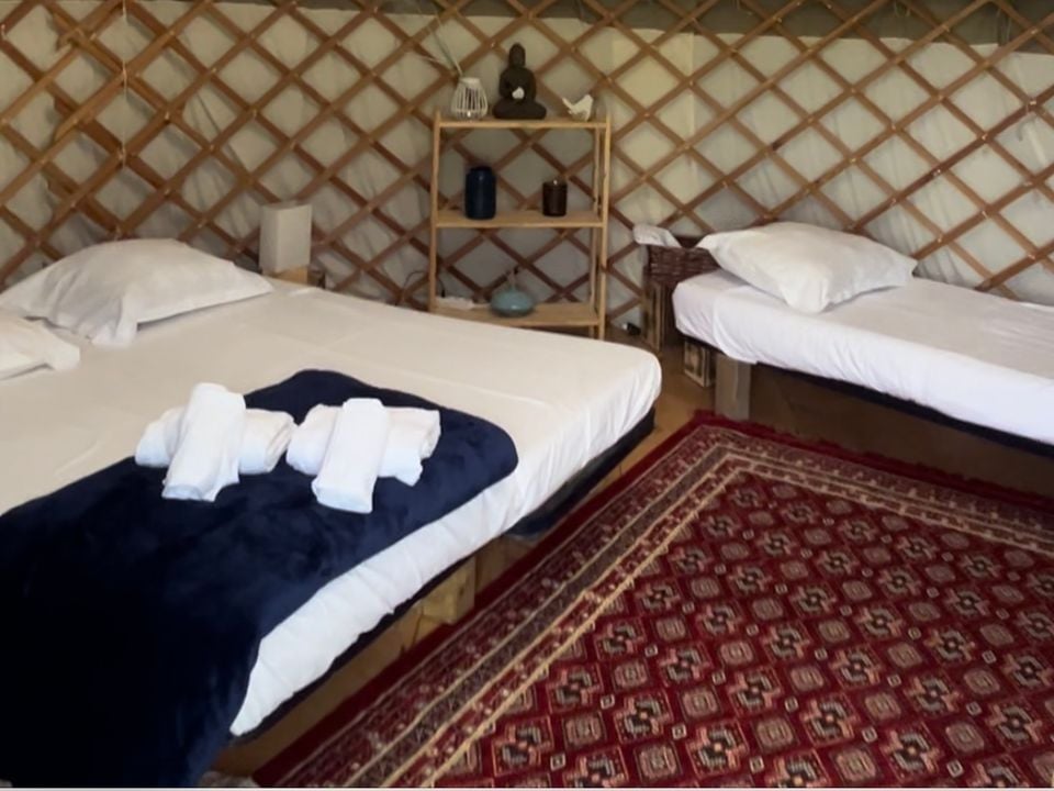 Domaine d'Escapa - Emplacement - Tente 4 personnes - Yourte 4 pers