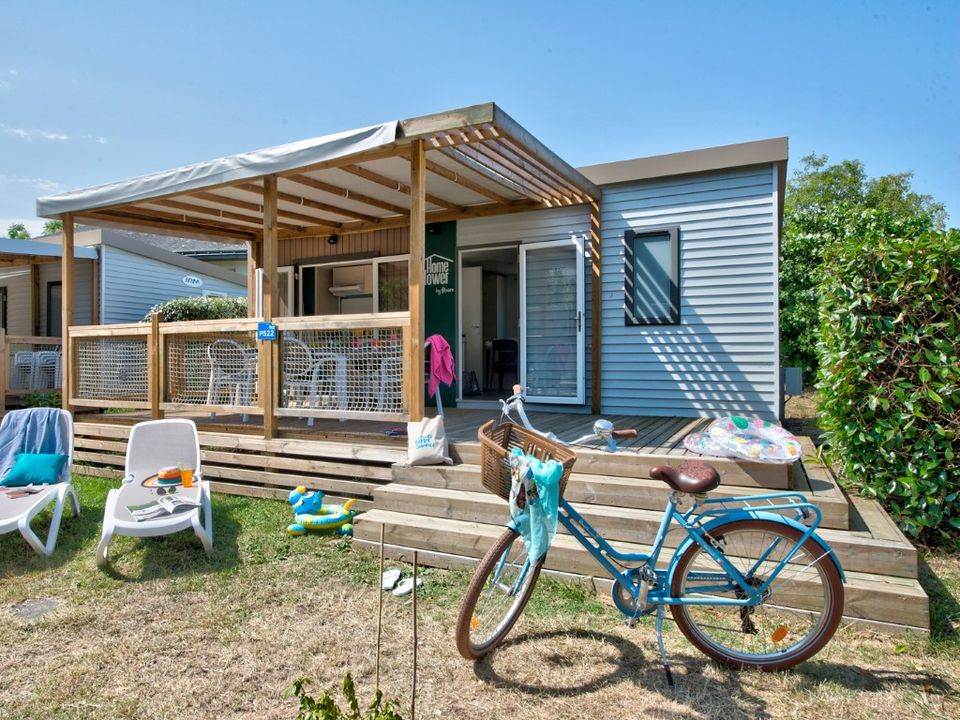 Cap Finistère - Mobil home - Mobilhome 4 personnes - Homeflower Premium 26.5m² (2 chambres) + CLIM + terrasse semi-couverte + TV + draps + serviettes 4/5 pers.