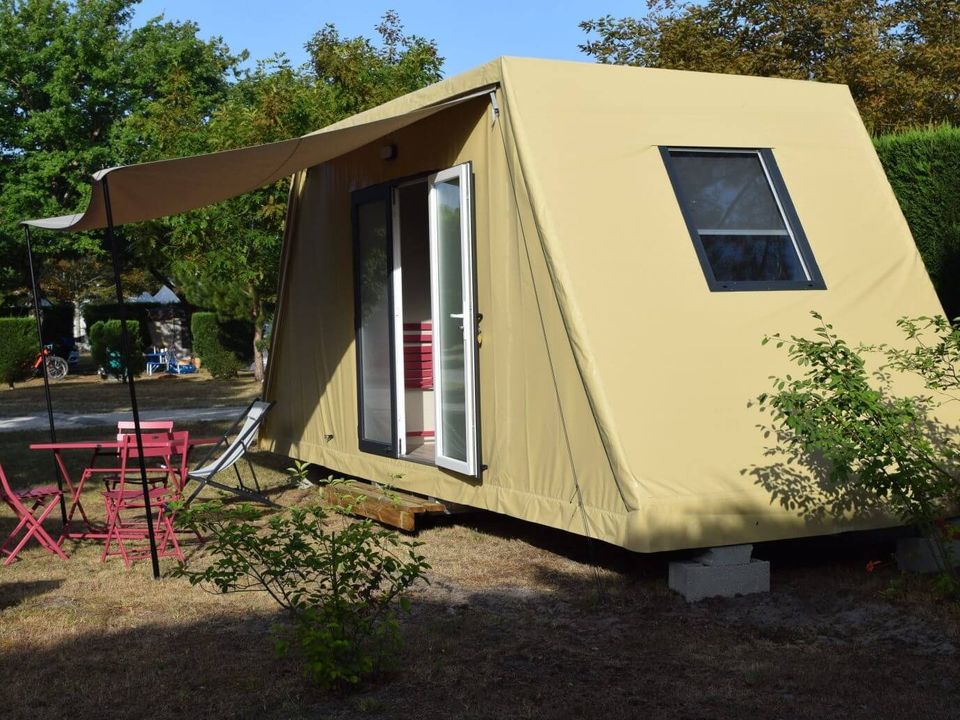 Le Braou - Tente meublée - Tente 4 personnes - COCO SWEET sans sanitaire