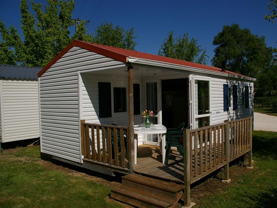 La Cigaline - Mobil home - Mobilhome 4 personnes - MH2 FRONSAC, avec sanitaires