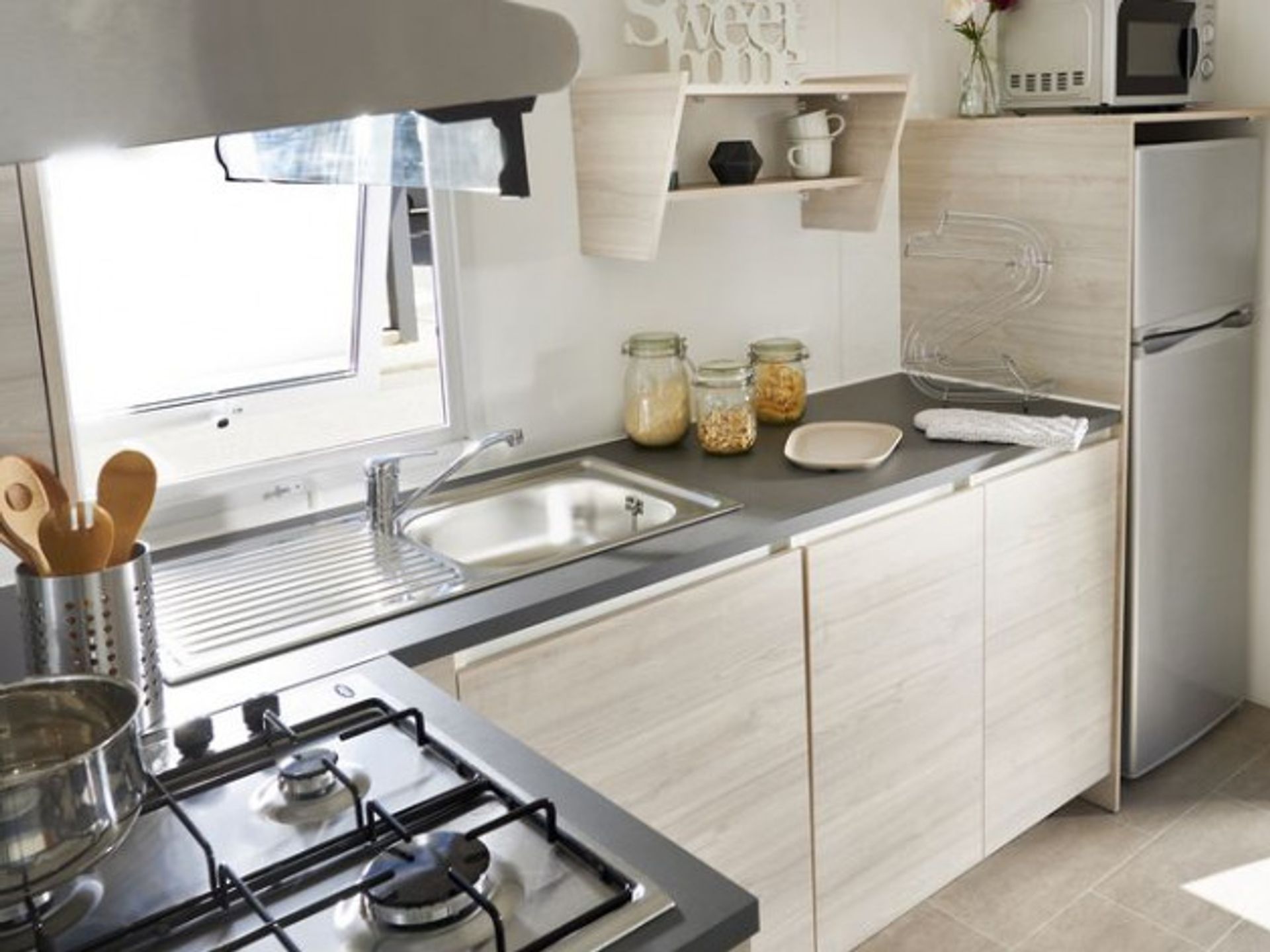 Le Mas Fleuri - Mobil home - BEVERA