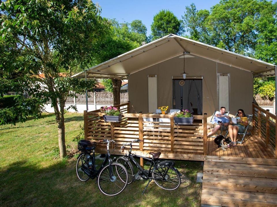 Le Both d'Orouët - Tente meublée - Tente en toile et en bois 5 personnes - Le Lodge Oulébo