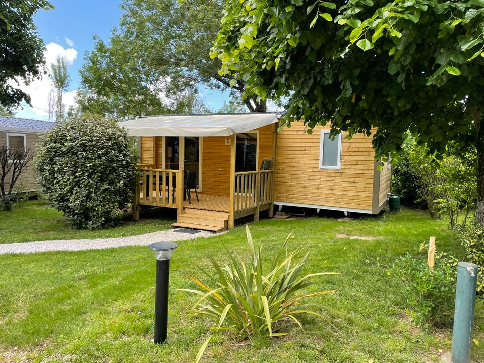 Saint-Martin - Mobil home - Mobilhome 4 personnes - Mobil-home Bois Confort 29m² - 2 chambres - Terrasse couverte - TV