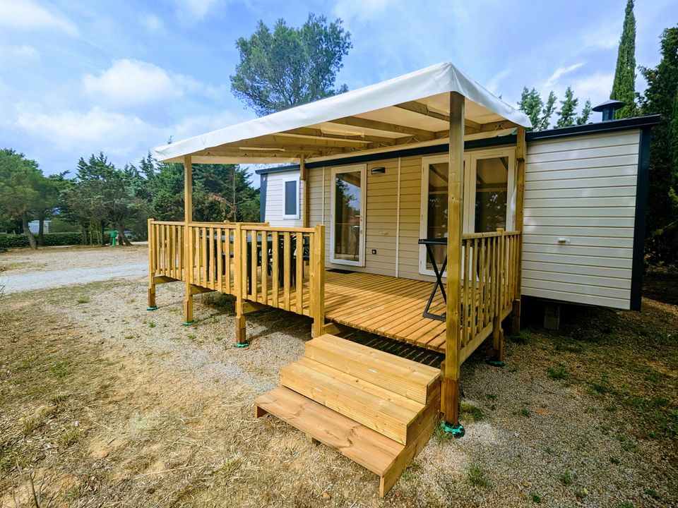 Le Pinada - Mobil home - Mobilhome 4 personnes - NEUF - 2 chambres avec climatisation, TV et lave-vaisselle - 31m²