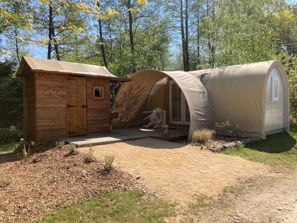 Campilô - Tente meublée - Tente 4 personnes - Tente Coco Sweet 4 FEUILLES - 2 chambres 16m² avec sanitaire